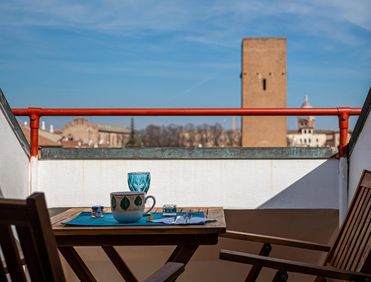 Mansarda Le Torri Apartment Mantova Exterior photo
